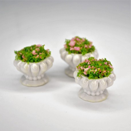 ***mini doniczka z kwiatami 2*2 cm falbanka