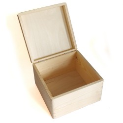 pudełko 20*20*13,5 cm