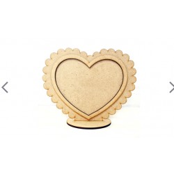 serce hdf z podstawką i falbanką 14,9x18,8cm