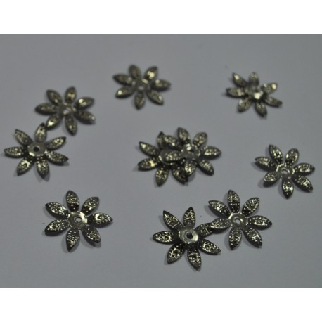 sz.metal kwiatek 1,8cm/10 szt