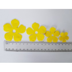 ***wykrojnik pianki foamiran kwiat ciepły żółty / 2kpl