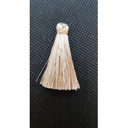 ***chwost jedwabny 3,5 cm beżowy/szt